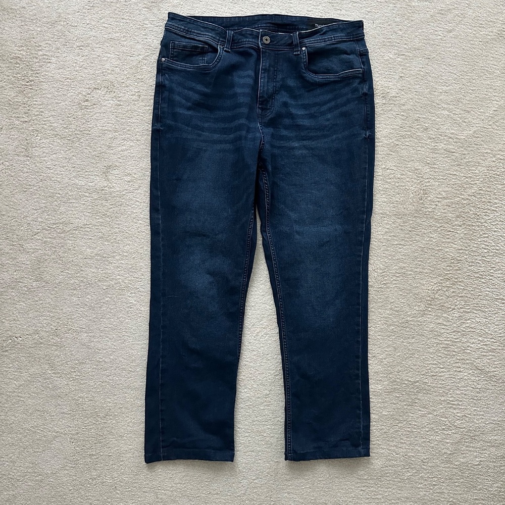 The Perfect Jean NYC 36x32 Slim Thick Dark Wash EUC - Picture 2 of 5